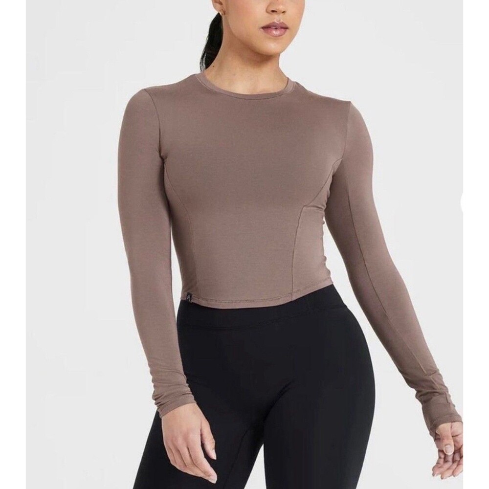Women Padded Yoga Shirt Long Sleeve Yoga Crop Top Running Shirt Gym size Medium
